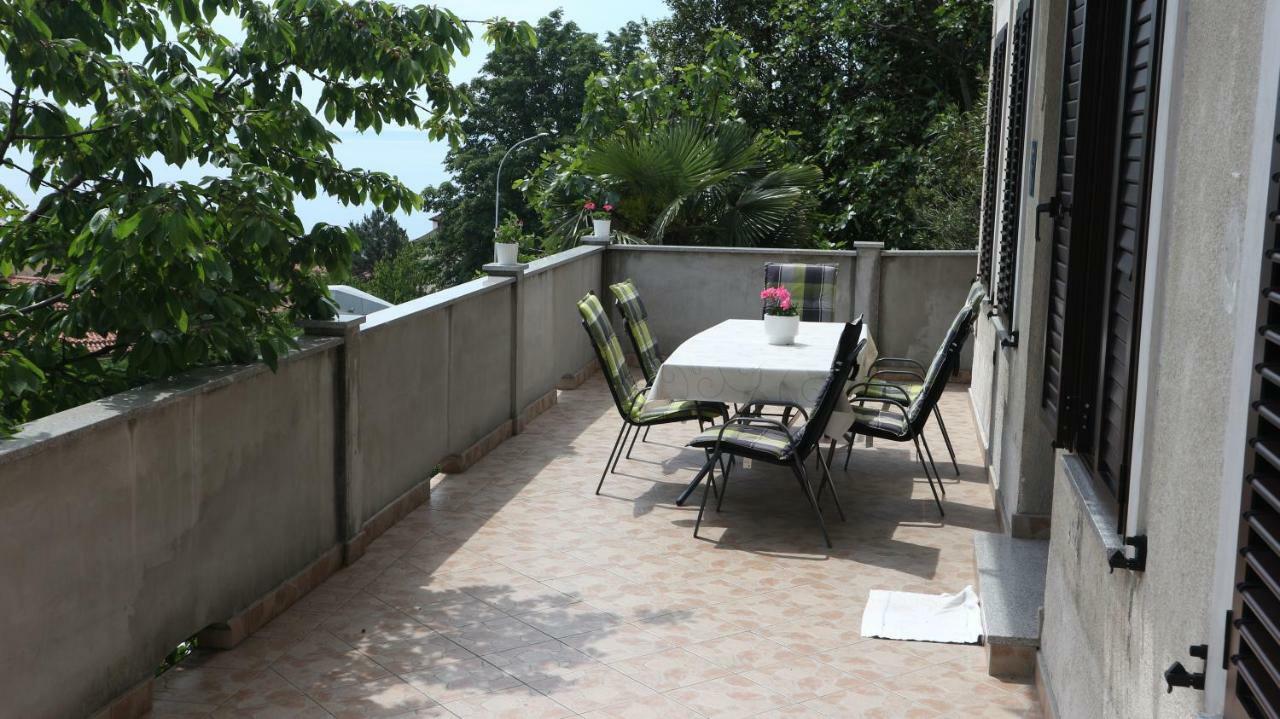 Apartament Komel