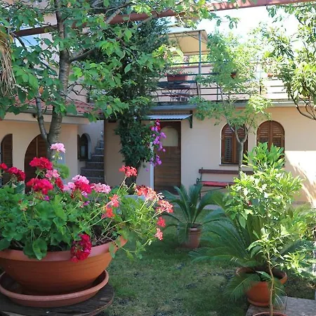 Apartments Komel Opatija Exterior photo