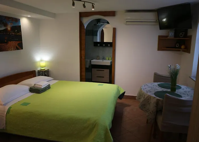 Apartments Komel