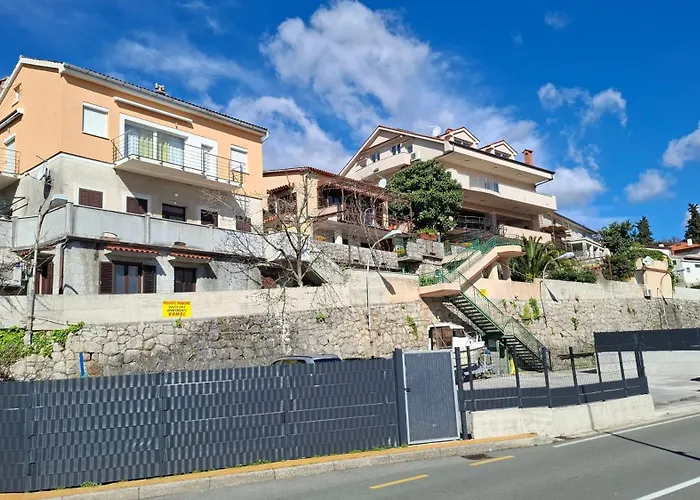 Apartments Komel